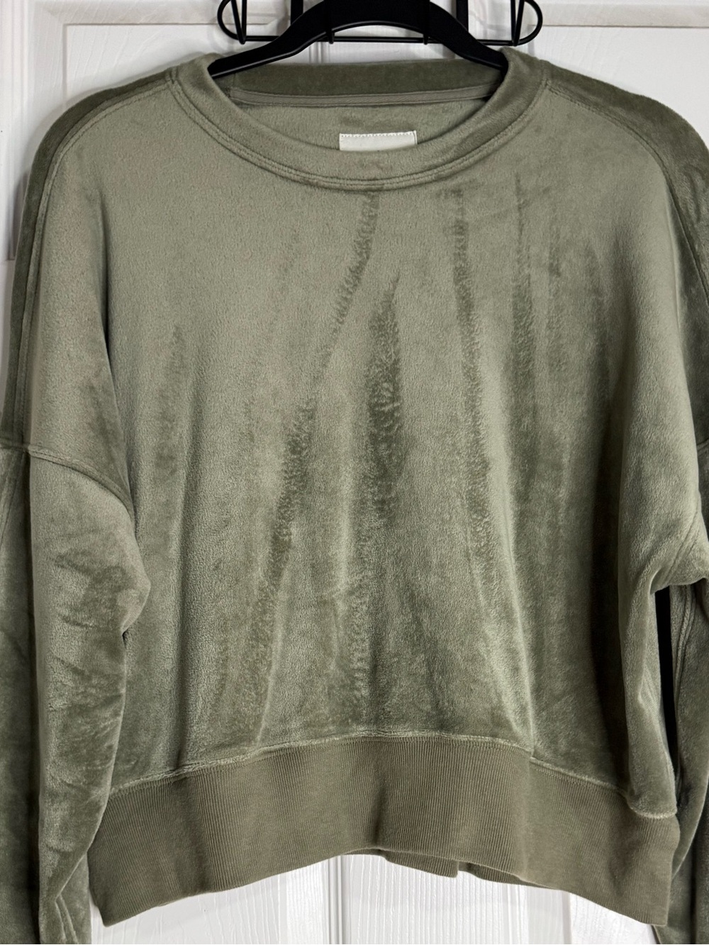 Abercrombie & Fitch Soft A&F Sweatshirt Velour small med Cropped Olive Green